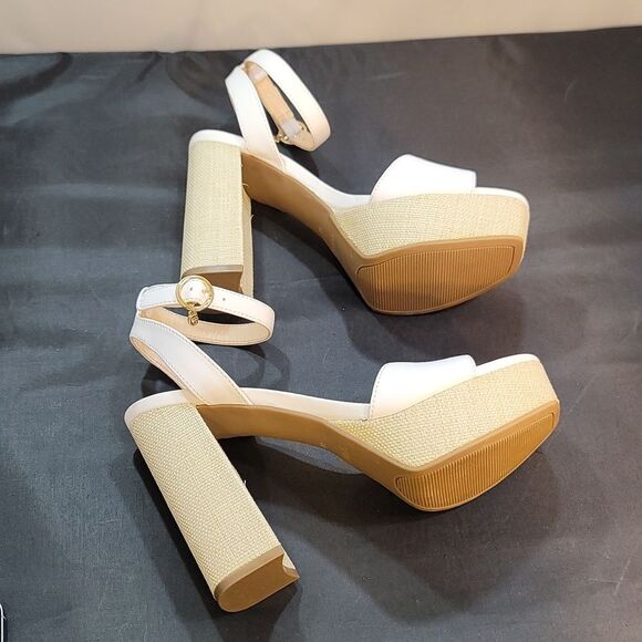 BRAND NEW GUESS PLATFORM BLOCK HEEL OPEN TOE SANDAL - Picture 12 of 12